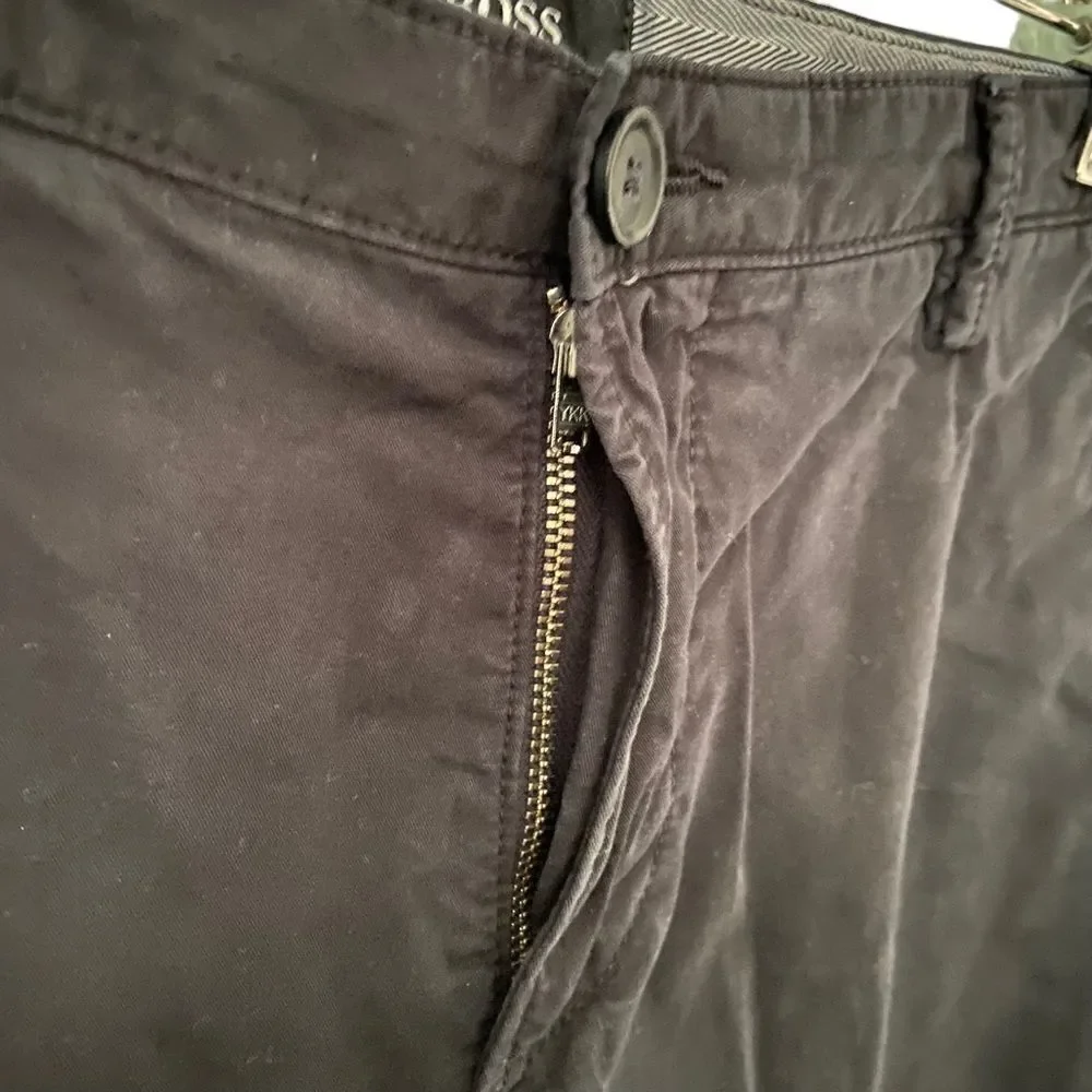Boss Hugo Boss Straight Leg Pants in Size US 28R